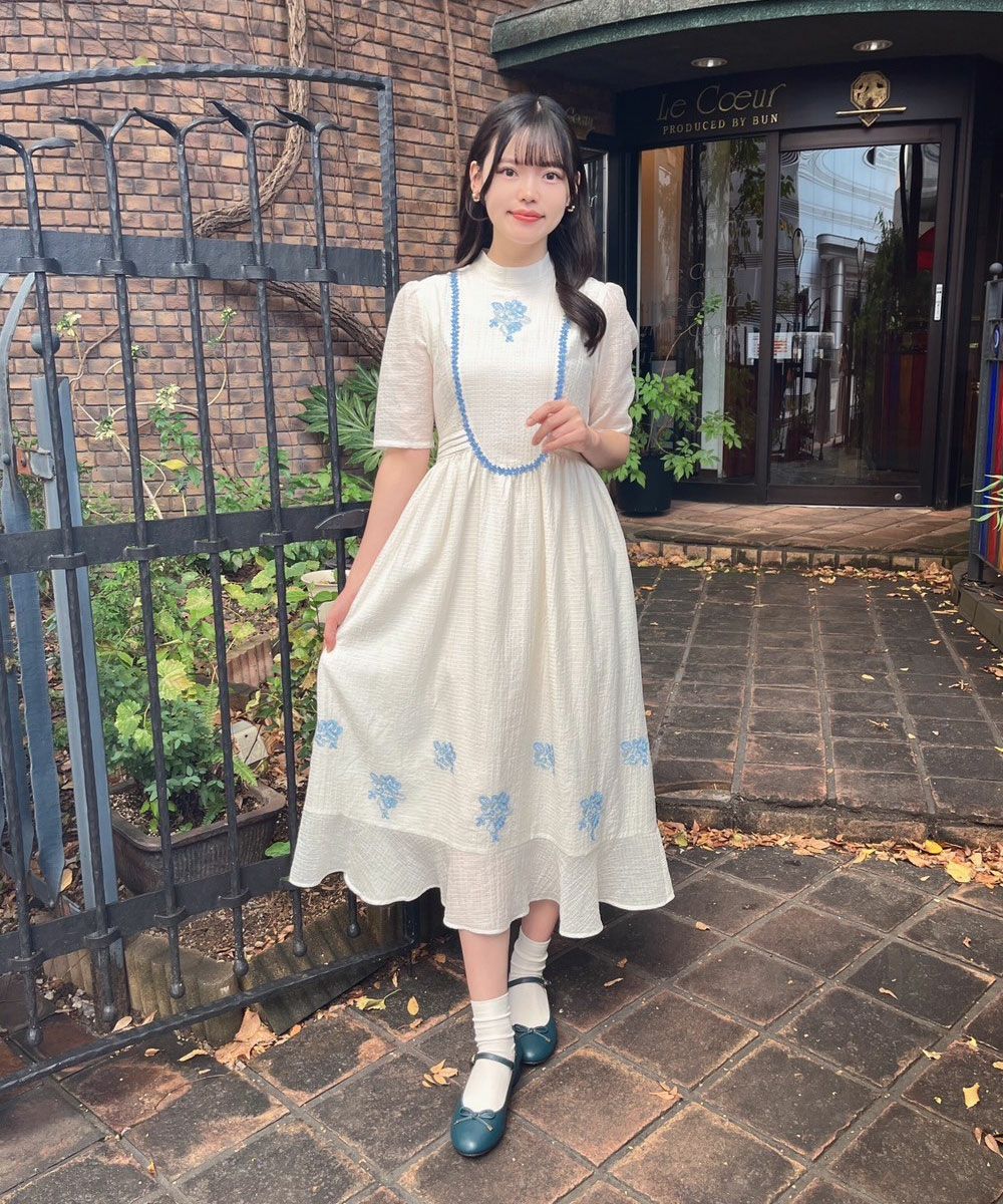ネックレスヨーク切替花刺繍ワンピース/an another angelus