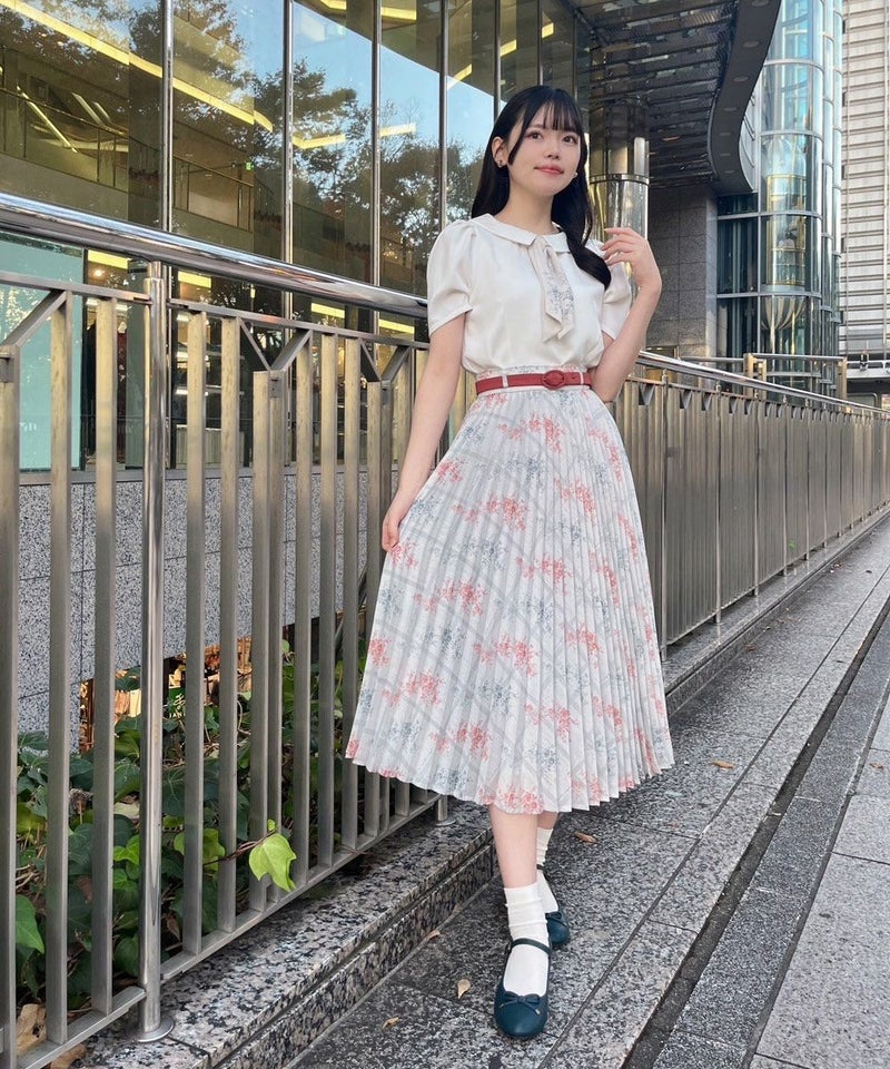 light gray×red / 167cm