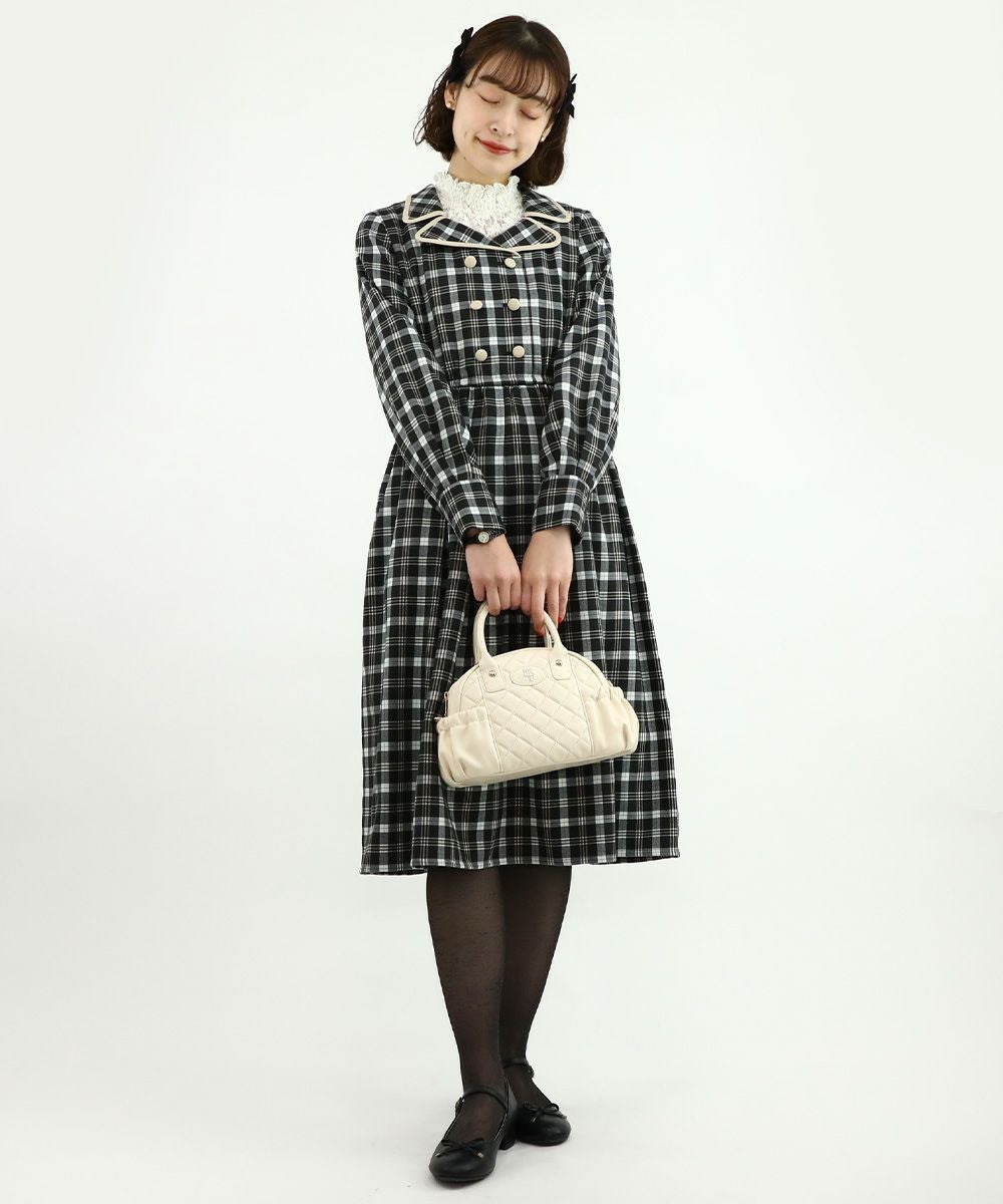black×beige / 165cm / レーストップスとのレイヤード