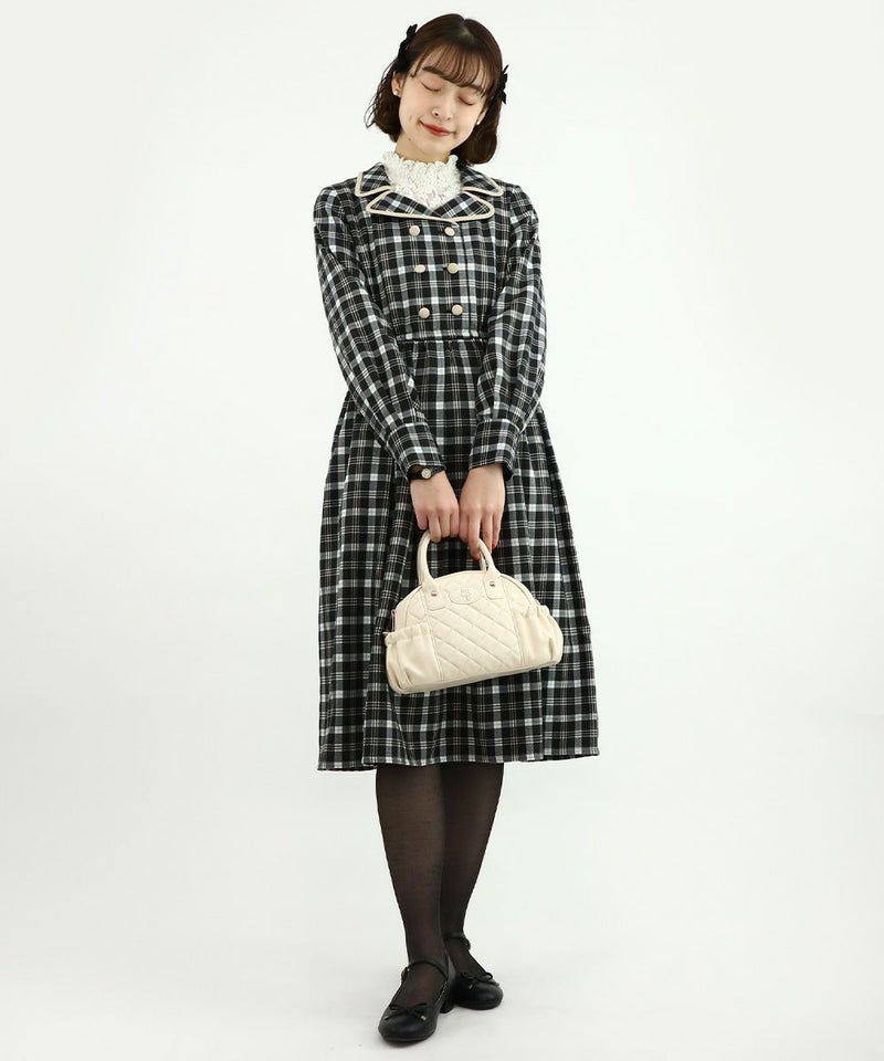 black×beige / 165cm / レーストップスとのレイヤード