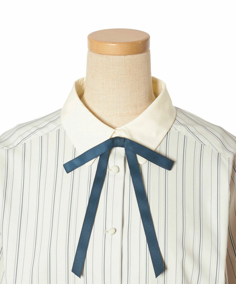 フロントアップ (light green×white)