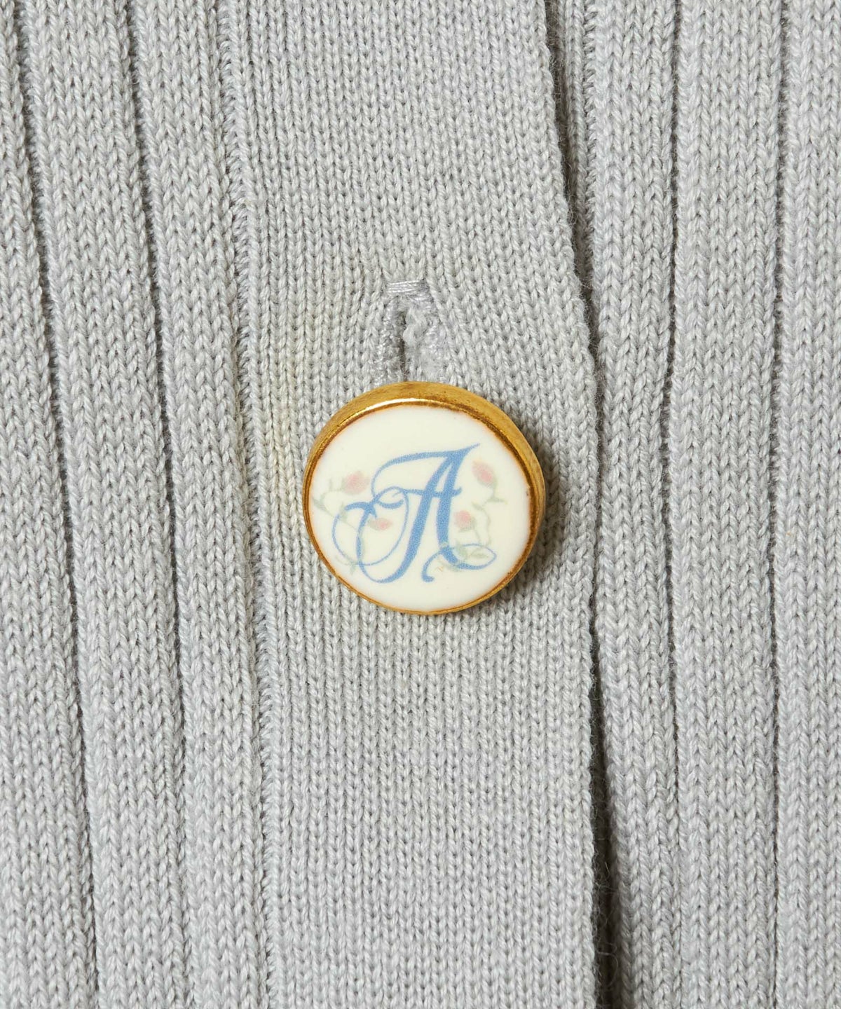 釦アップ (light blue)