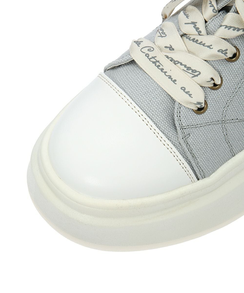 つま先 (light gray)