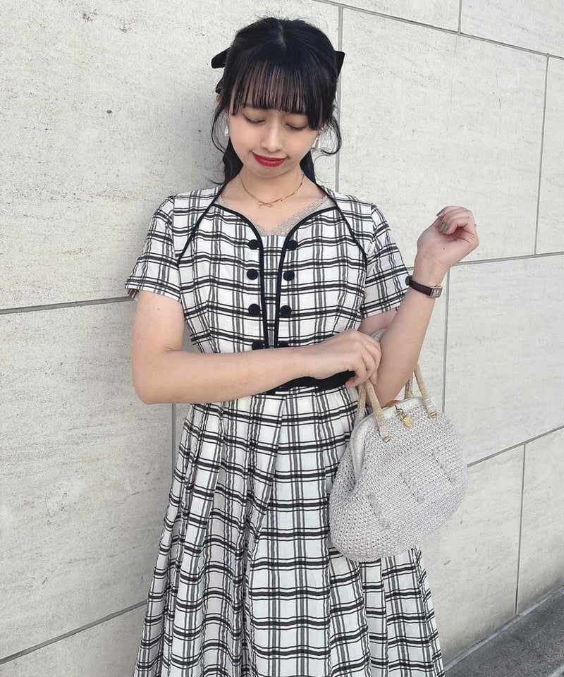 black×white / 157cm / レースインナーとのレイヤード