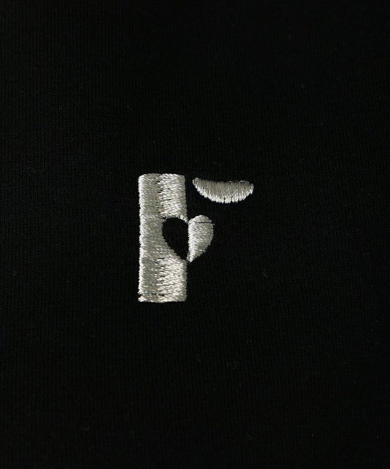 ロゴ刺繍 (black)