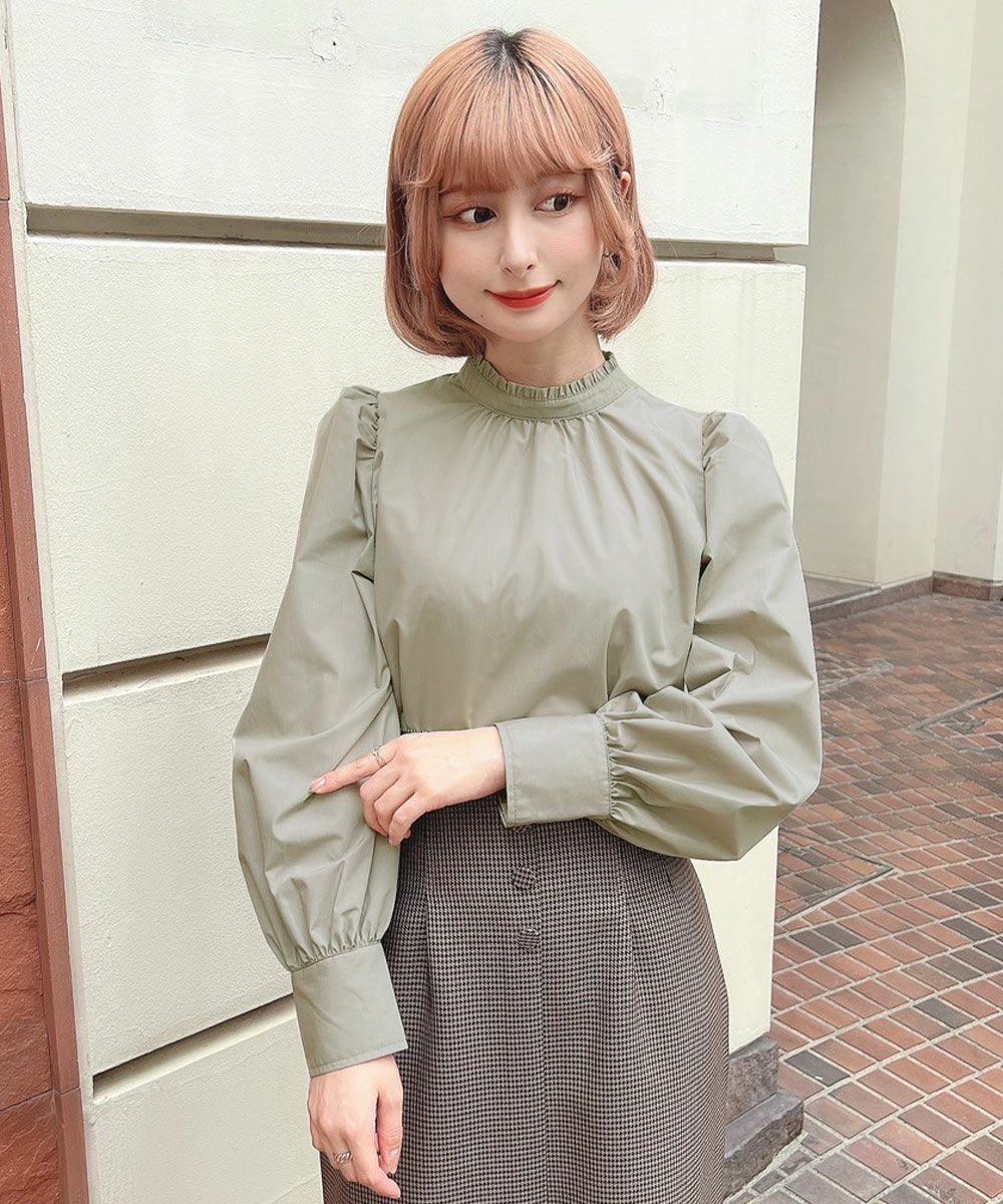 極美品♡ セオリーリュクス プルオーバーブラウス カーキ サイズ40 長袖 極美品♡ セオリーリュクス プルオーバーブラウス カーキ サイズ40
