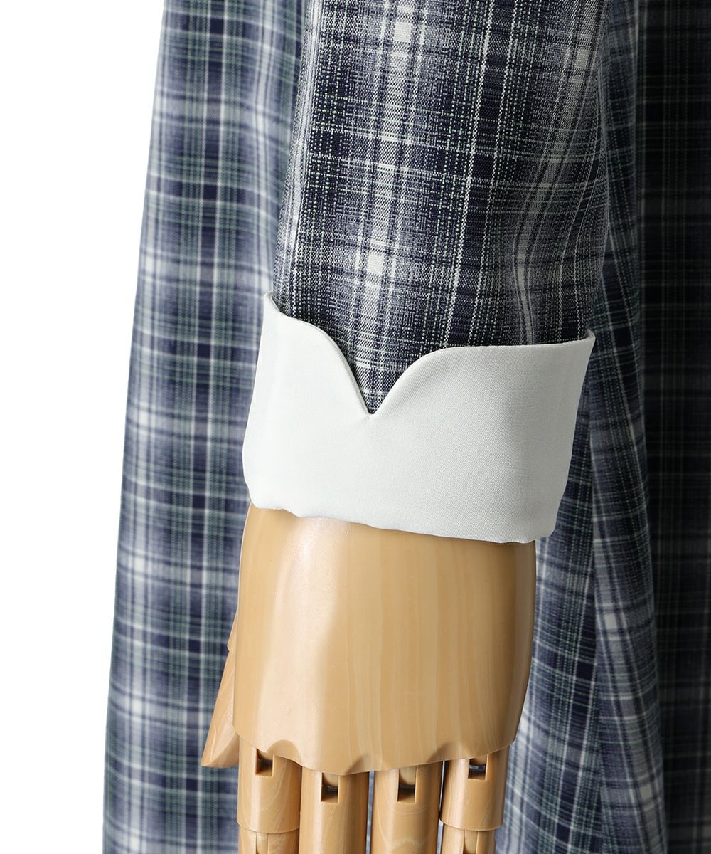 袖元 (navy×white)