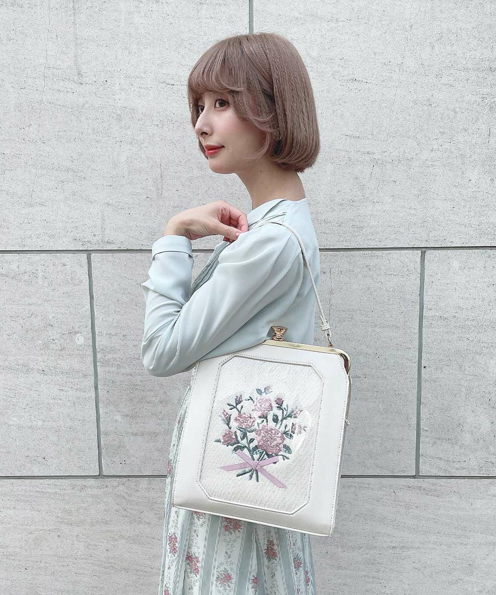 □ブーケ刺繍スクエアがま口バッグ/an another angelus [53BC05a003