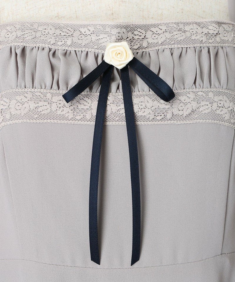 ブローチ (light gray)