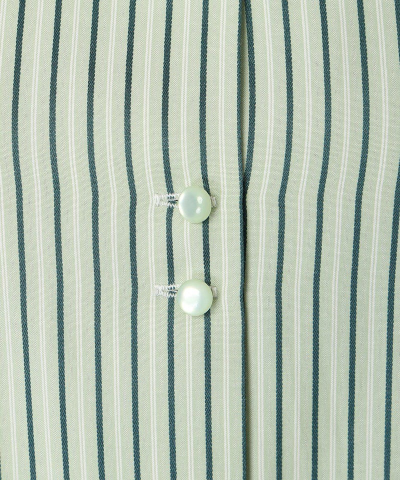 釦アップ (green×white)