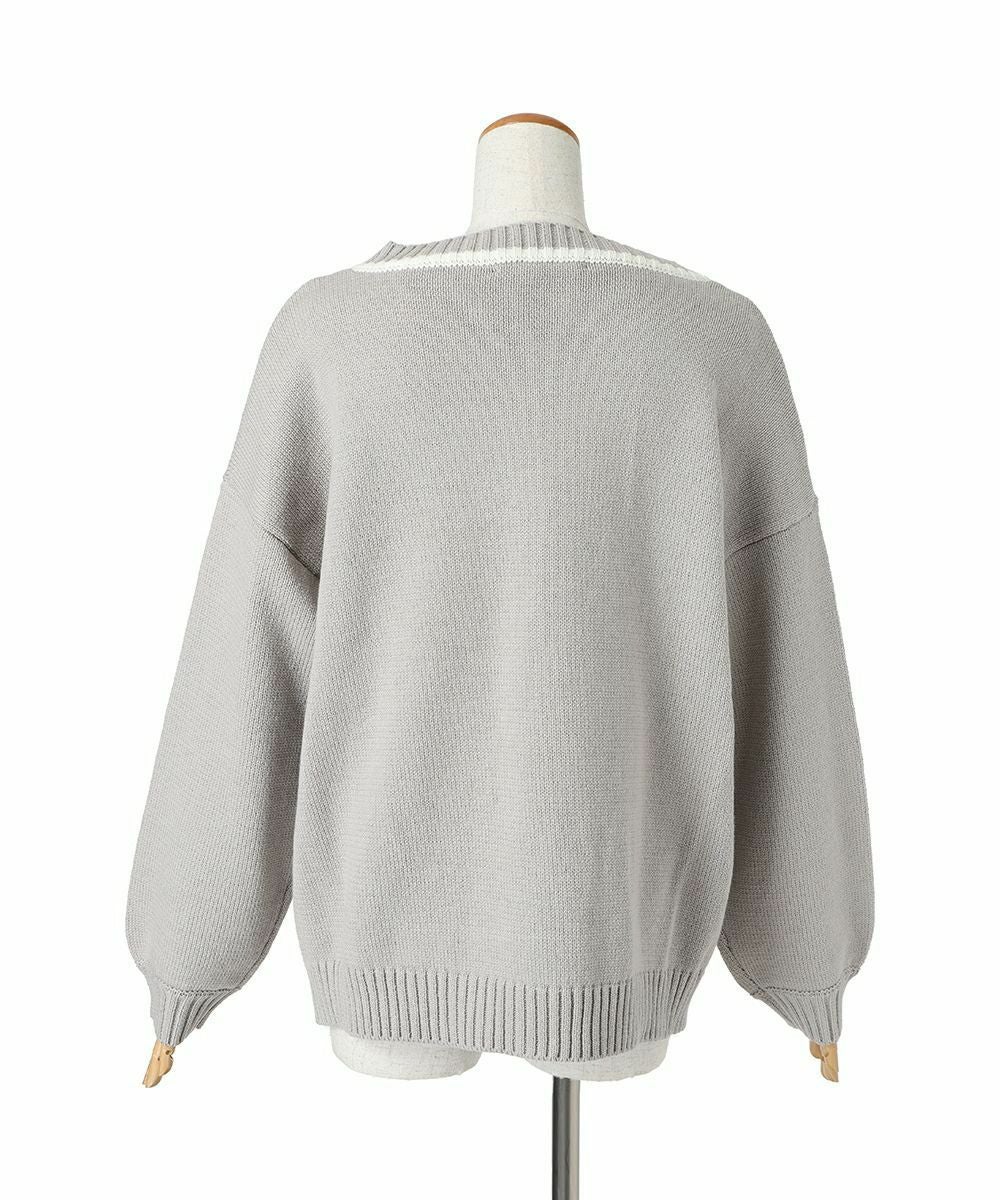 バック (light gray)