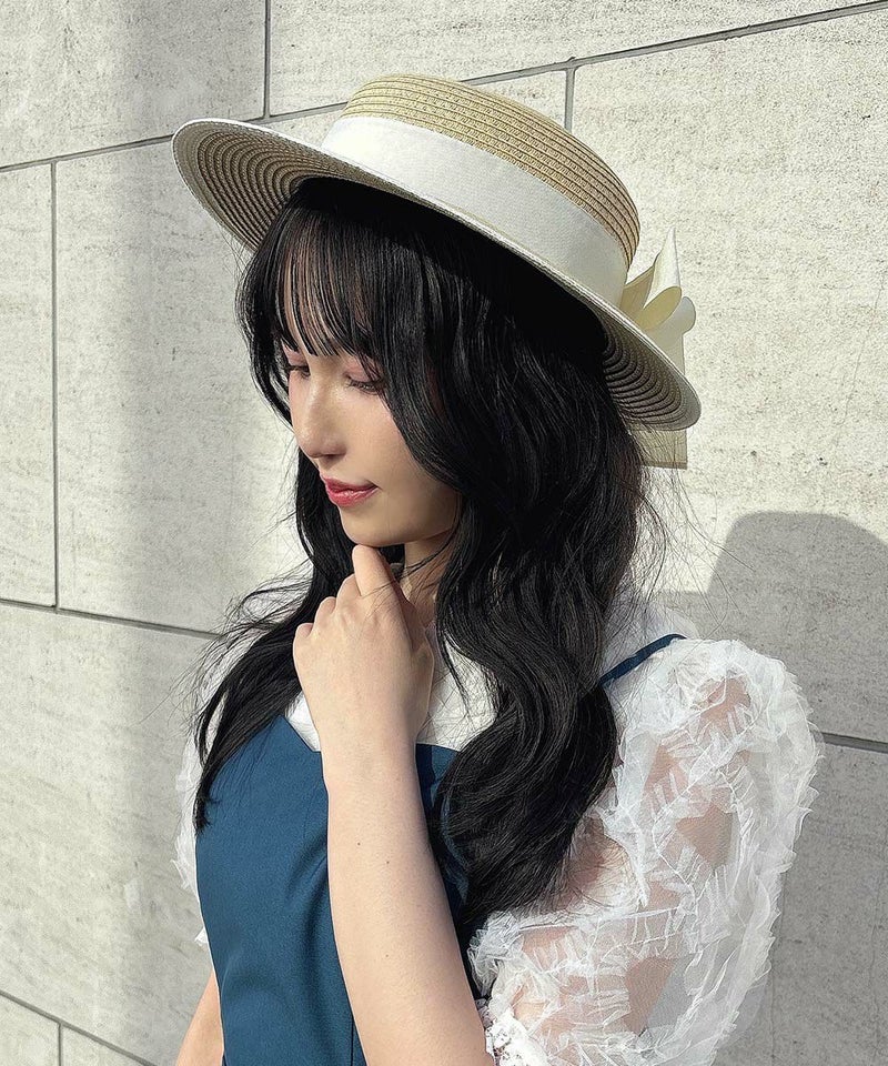 beige×white