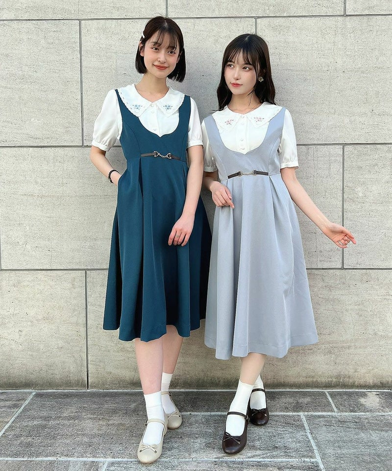 左：white×blue / 165cm, 右：white×pink / 157cm