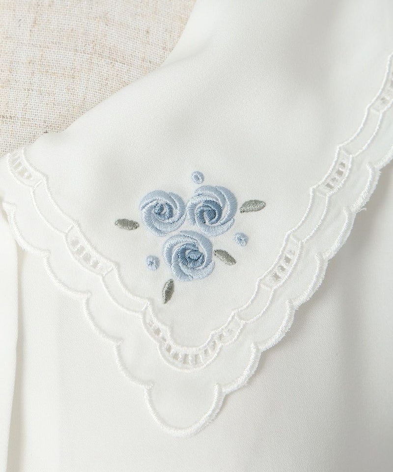 刺繍 (white×blue)