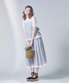 light gray×white