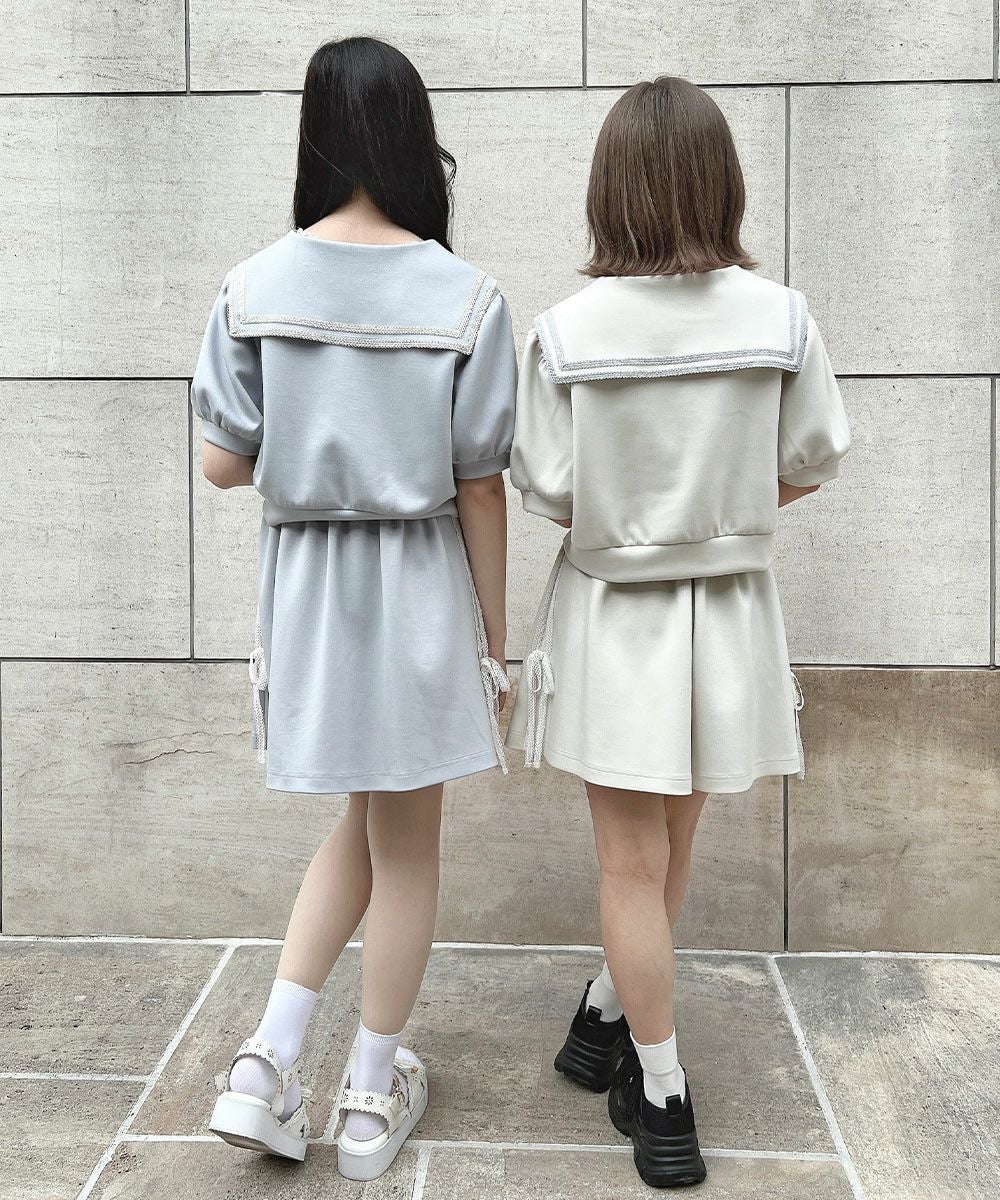 左：light blue / 157cm, 右：off white / 152cm