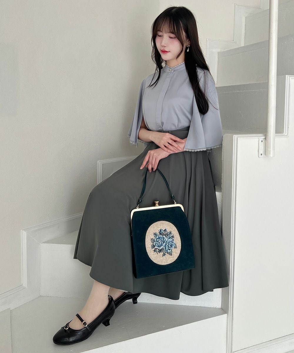 □カメオローズ刺繍スクエアがま口バッグ/an another angelus