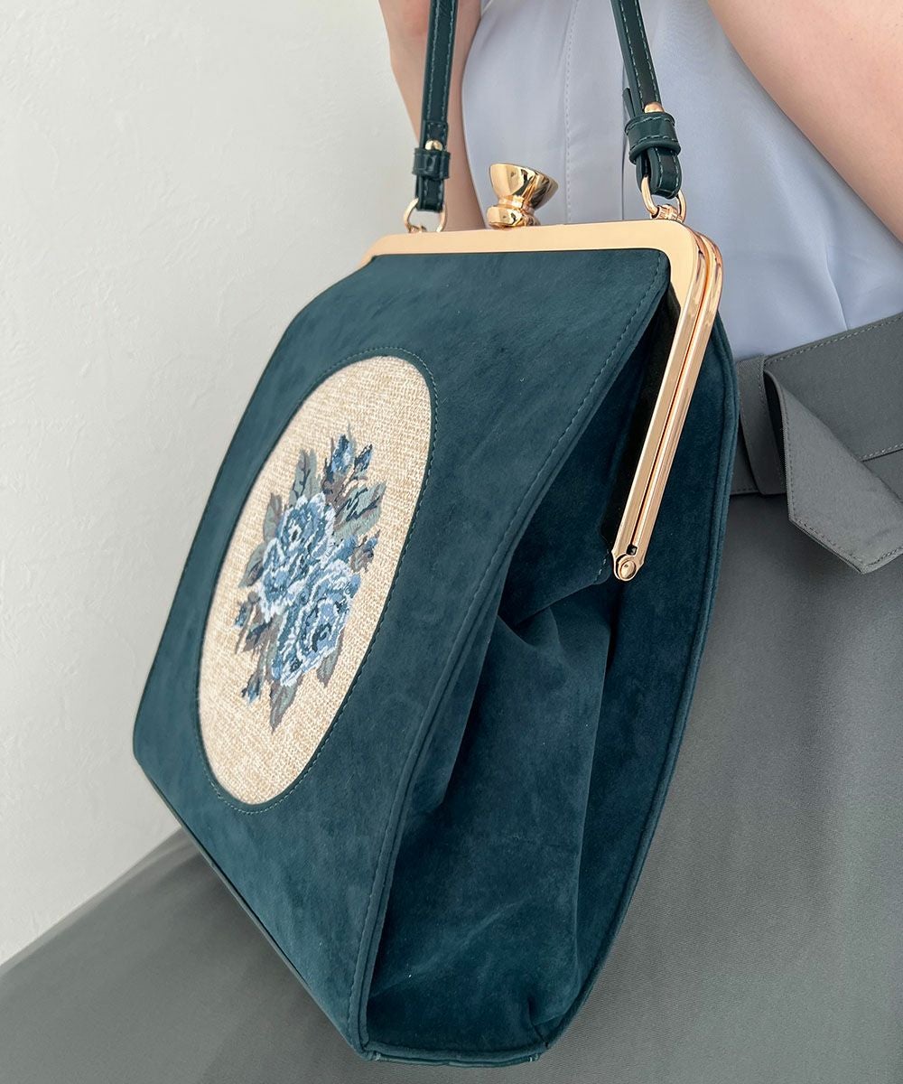□カメオローズ刺繍スクエアがま口バッグ/an another angelus