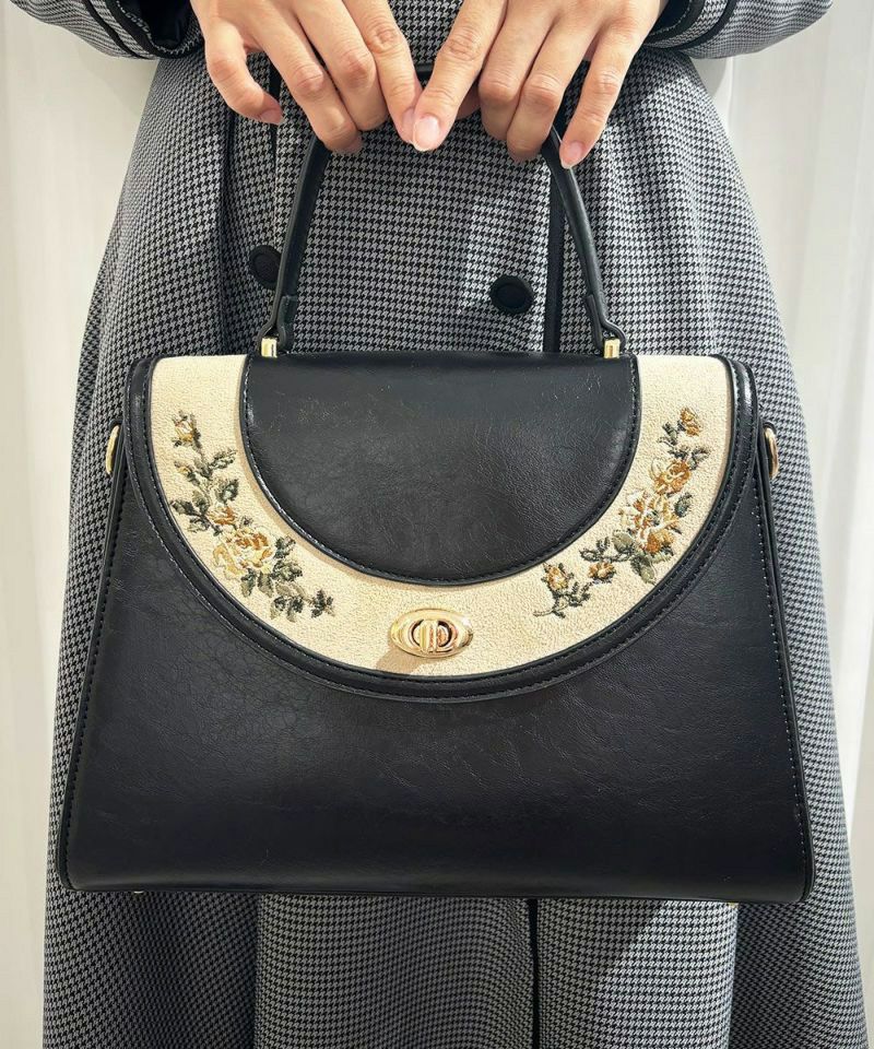 サークルフラップ刺繍台形バッグ/an another angelus [55BC05a003] | F