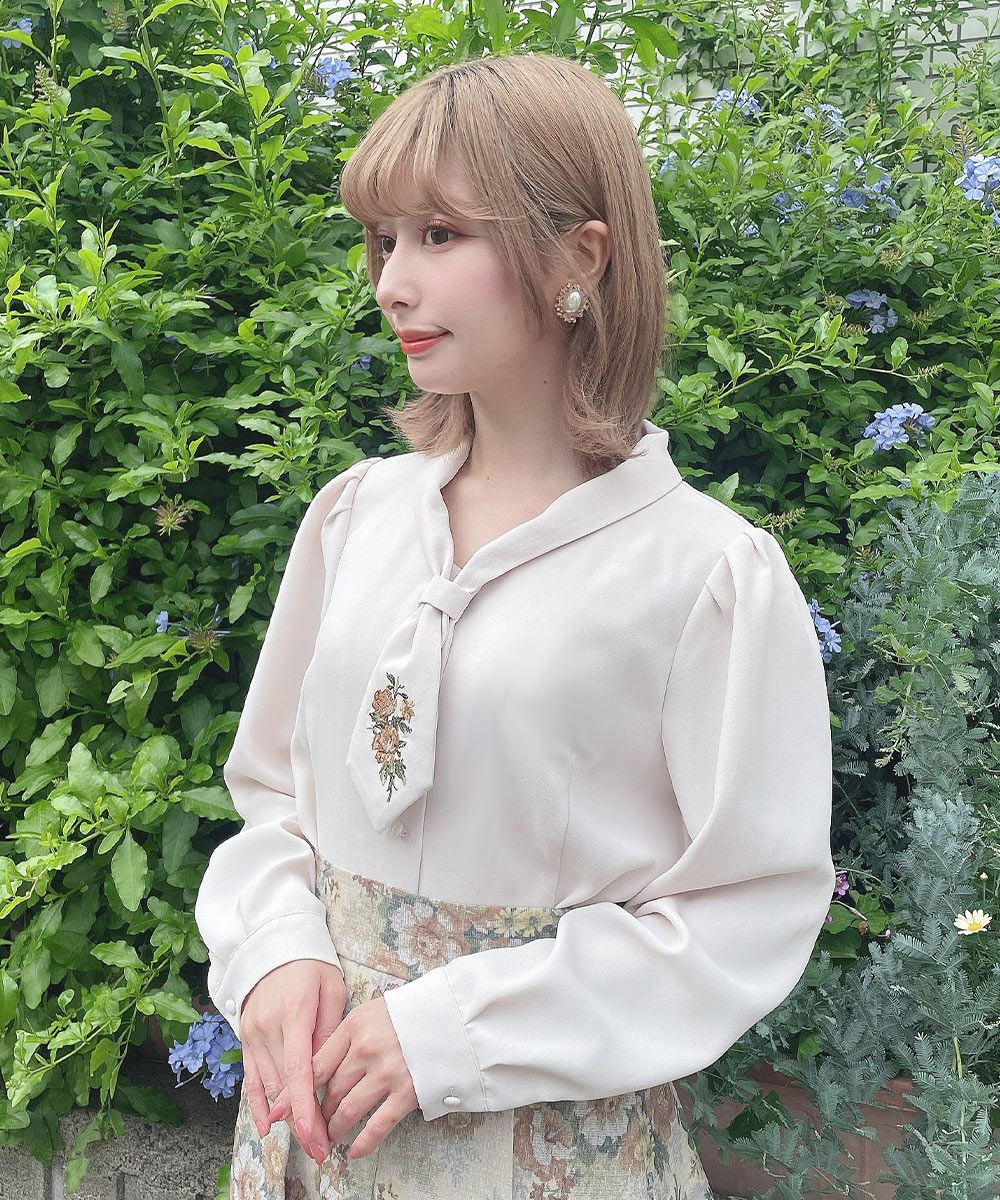light beige / 152cm