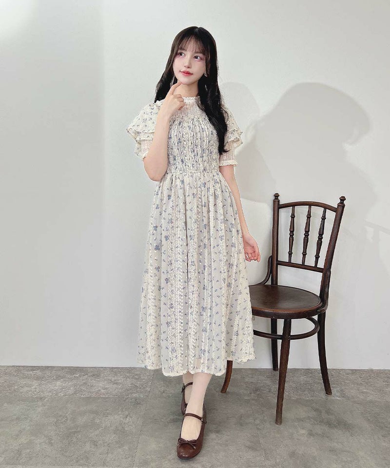 blue / 157cm / レーストップスとのレイヤード