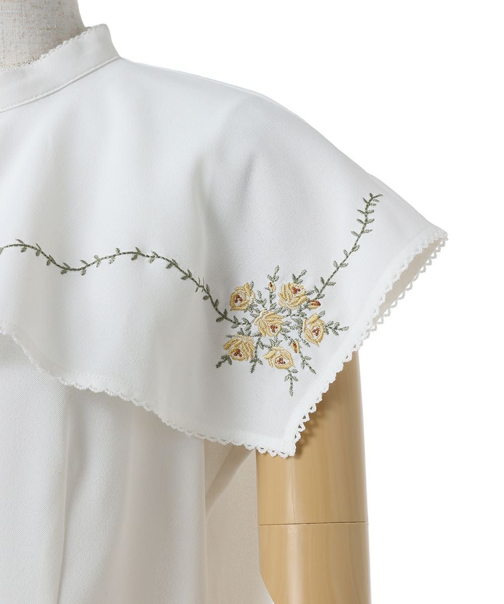 スクエアケープ衿ローズ刺繍ブラウス/an another angelus [55BF02f007