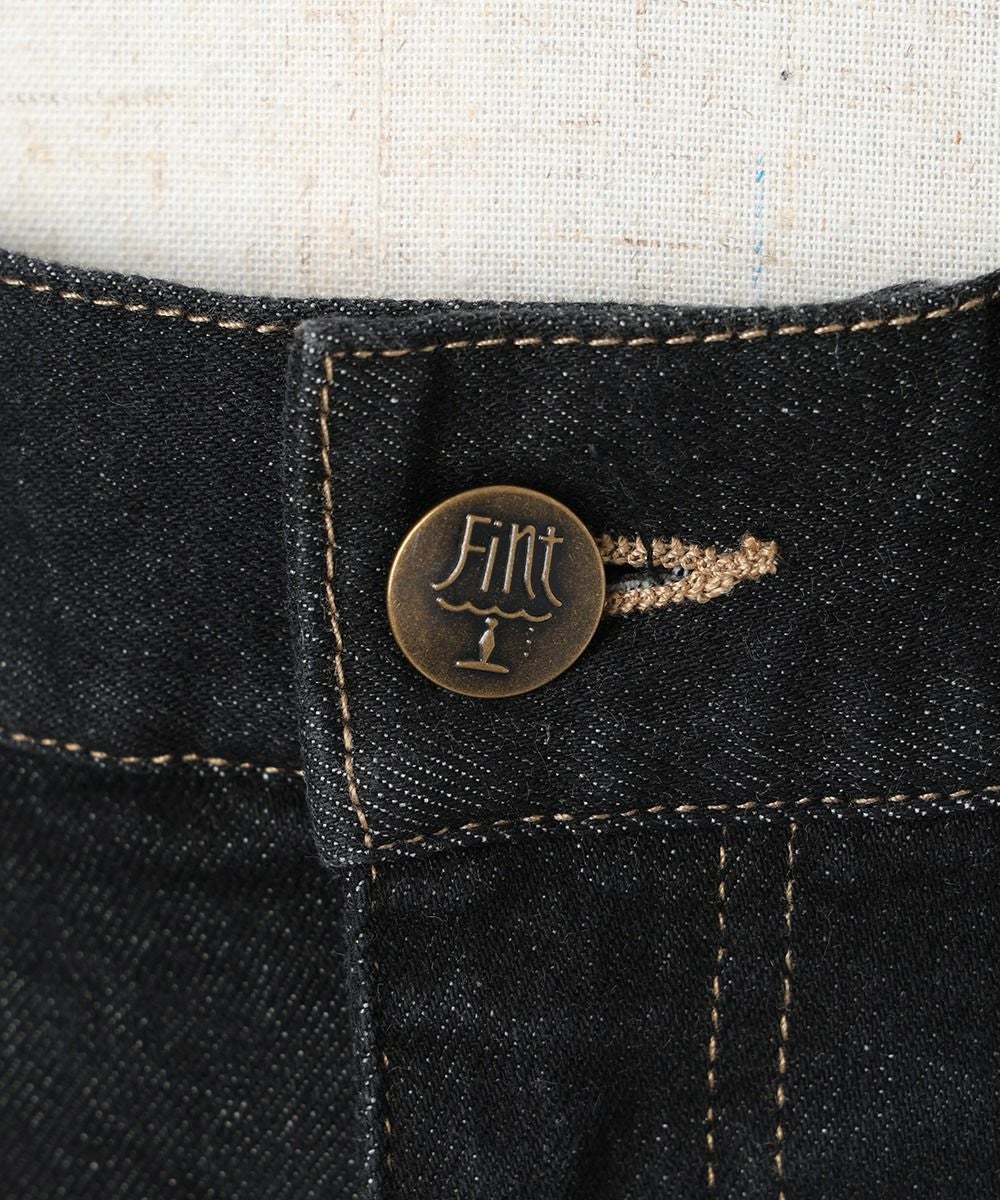 釦 (black)