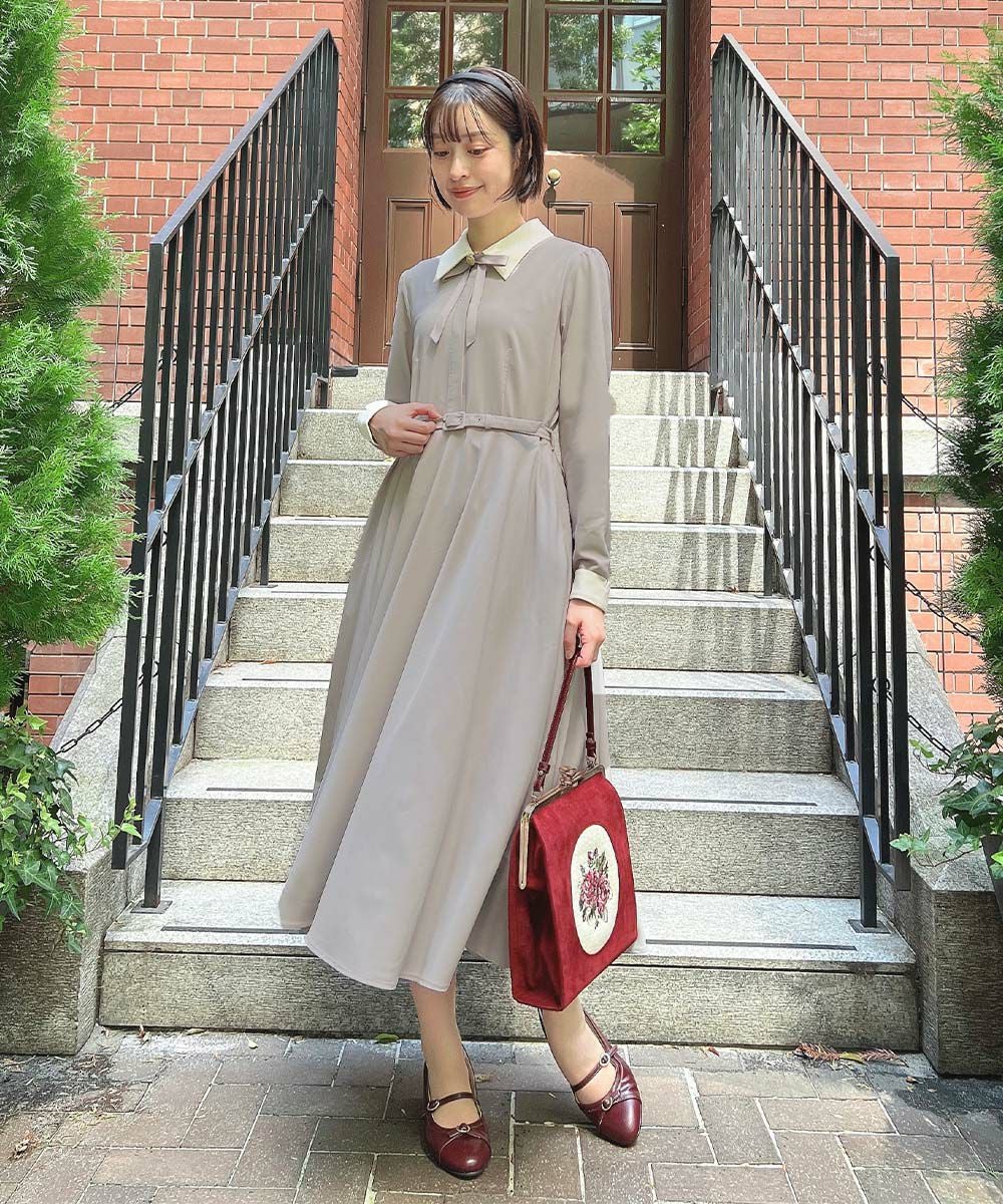 リボンタイ付きクレリックサーキュラーワンピース/an another angelus