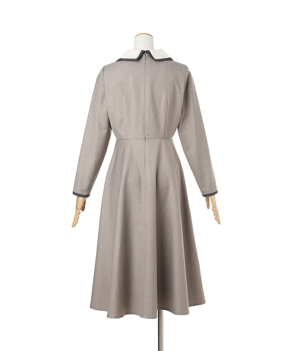 バック (beige)