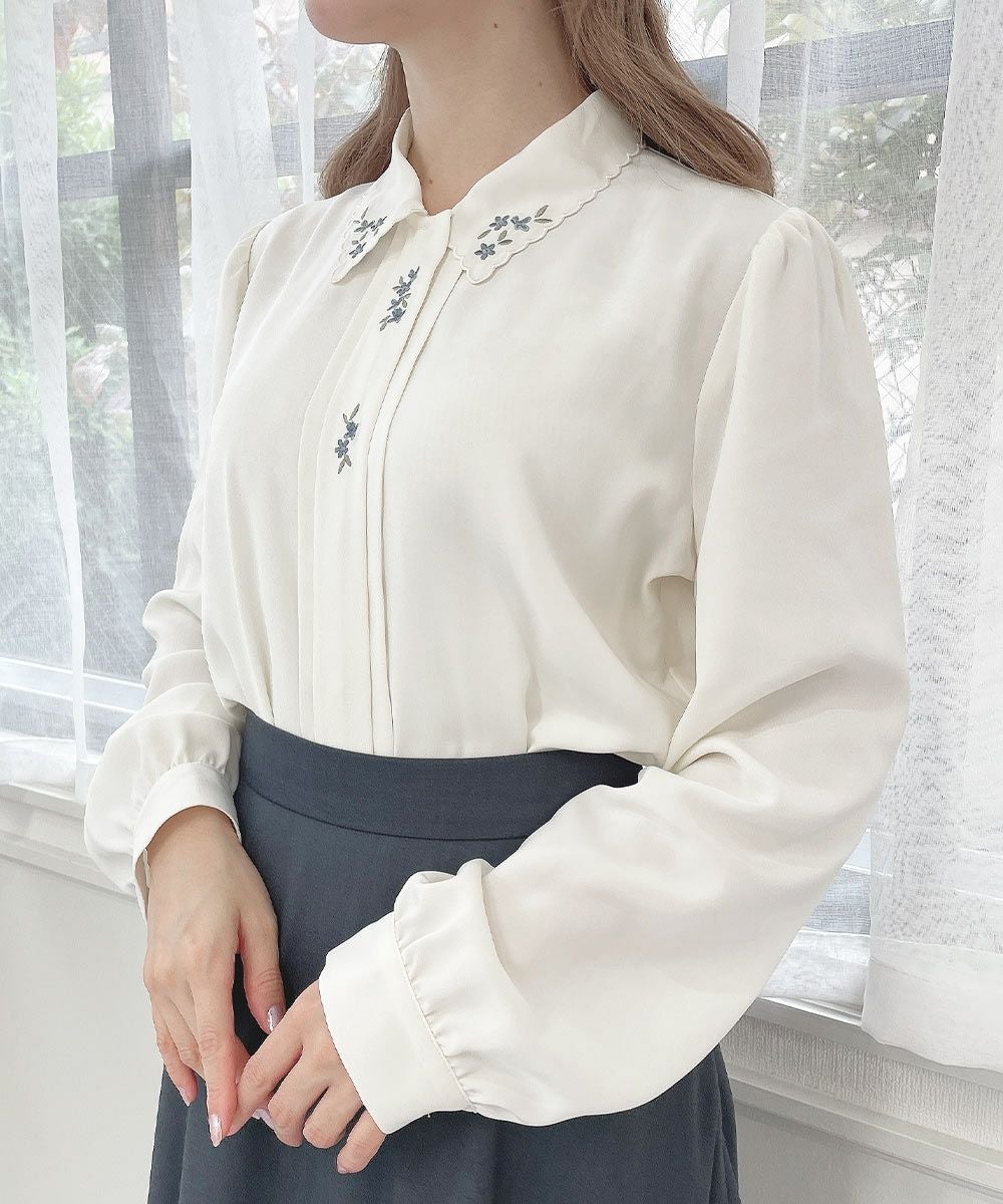 □スカラップ衿フロント小花刺繍ブラウス/F i.n.t [55AF02j007] | F