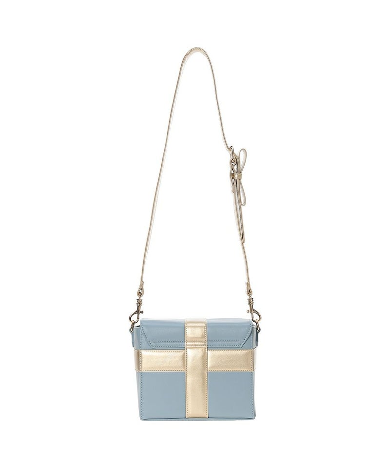 バック (light blue)