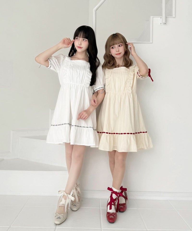 左：off white / 157cm, 右：light beige / 152cm