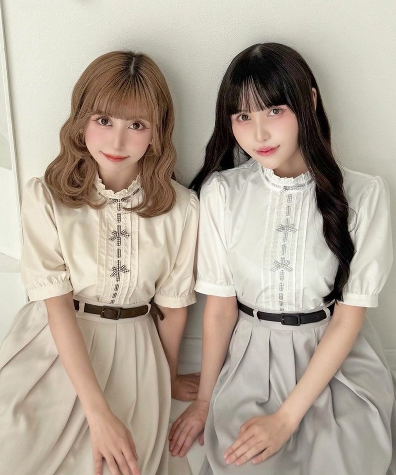 左：ivory / 152cm,右：off white / 157cm