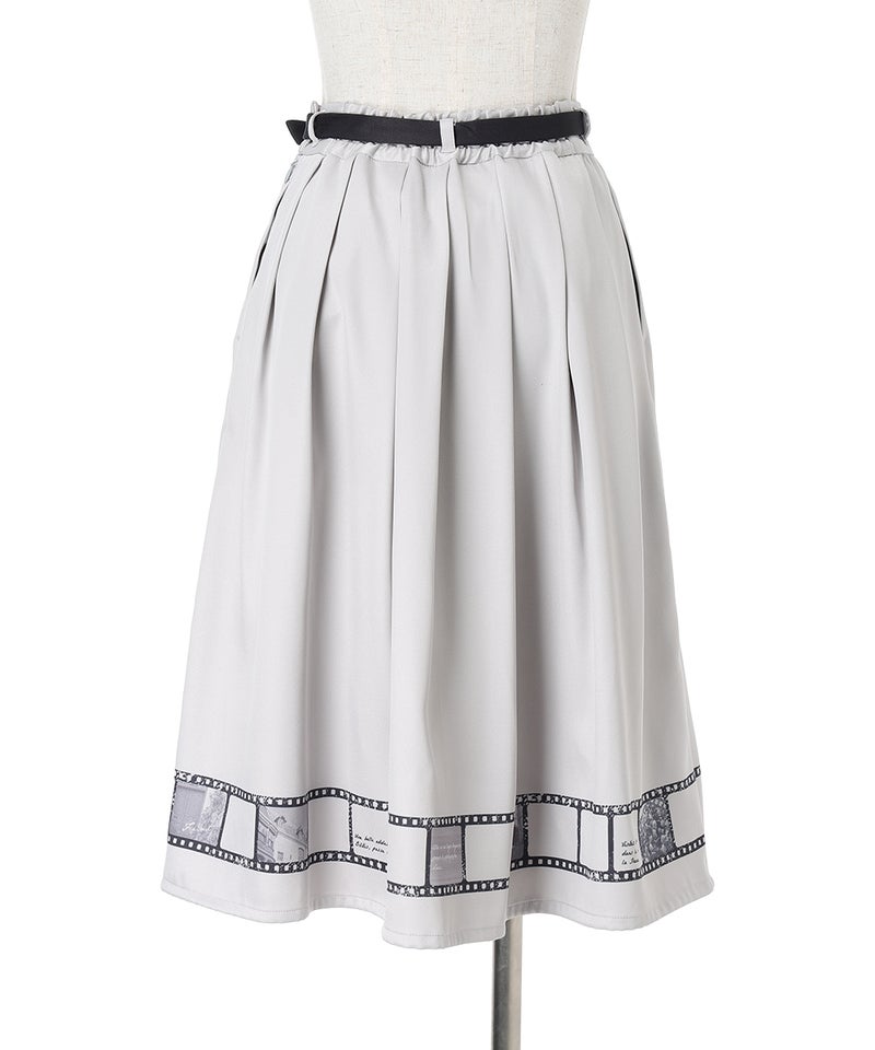 バック (light gray)