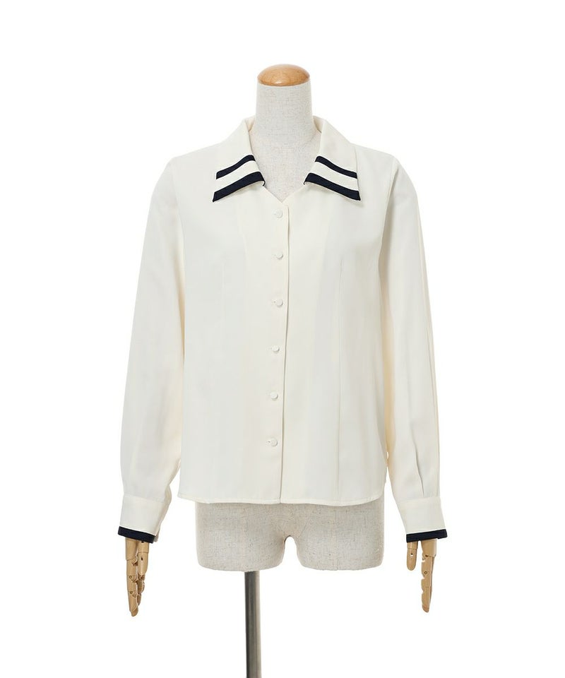 タイを外した状態 (off white)