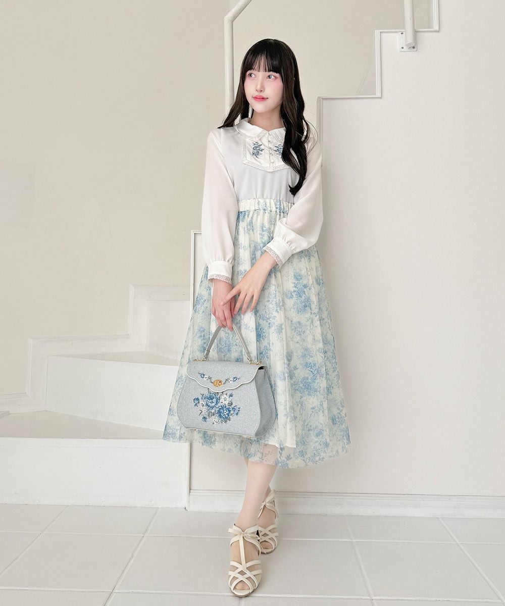 レース使いヨークローズ刺繍ブラウス/an another angelus [57BF02j002