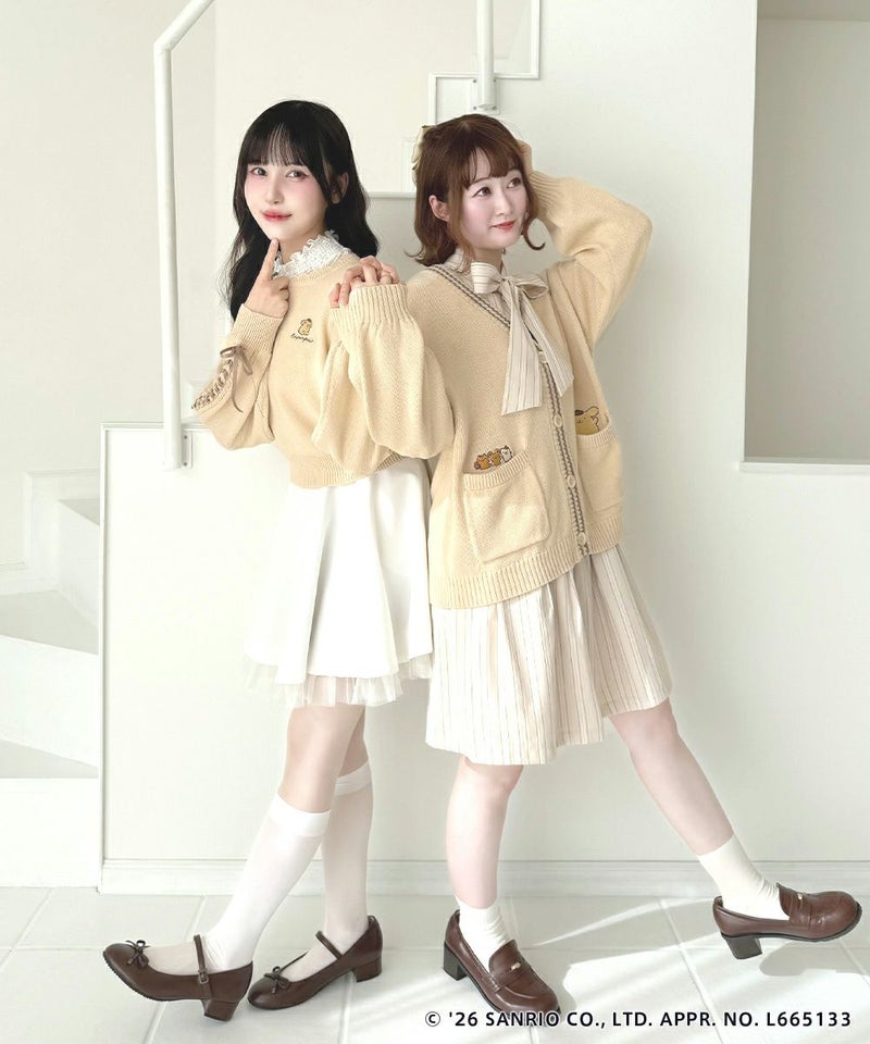 左：light beige / 157cm