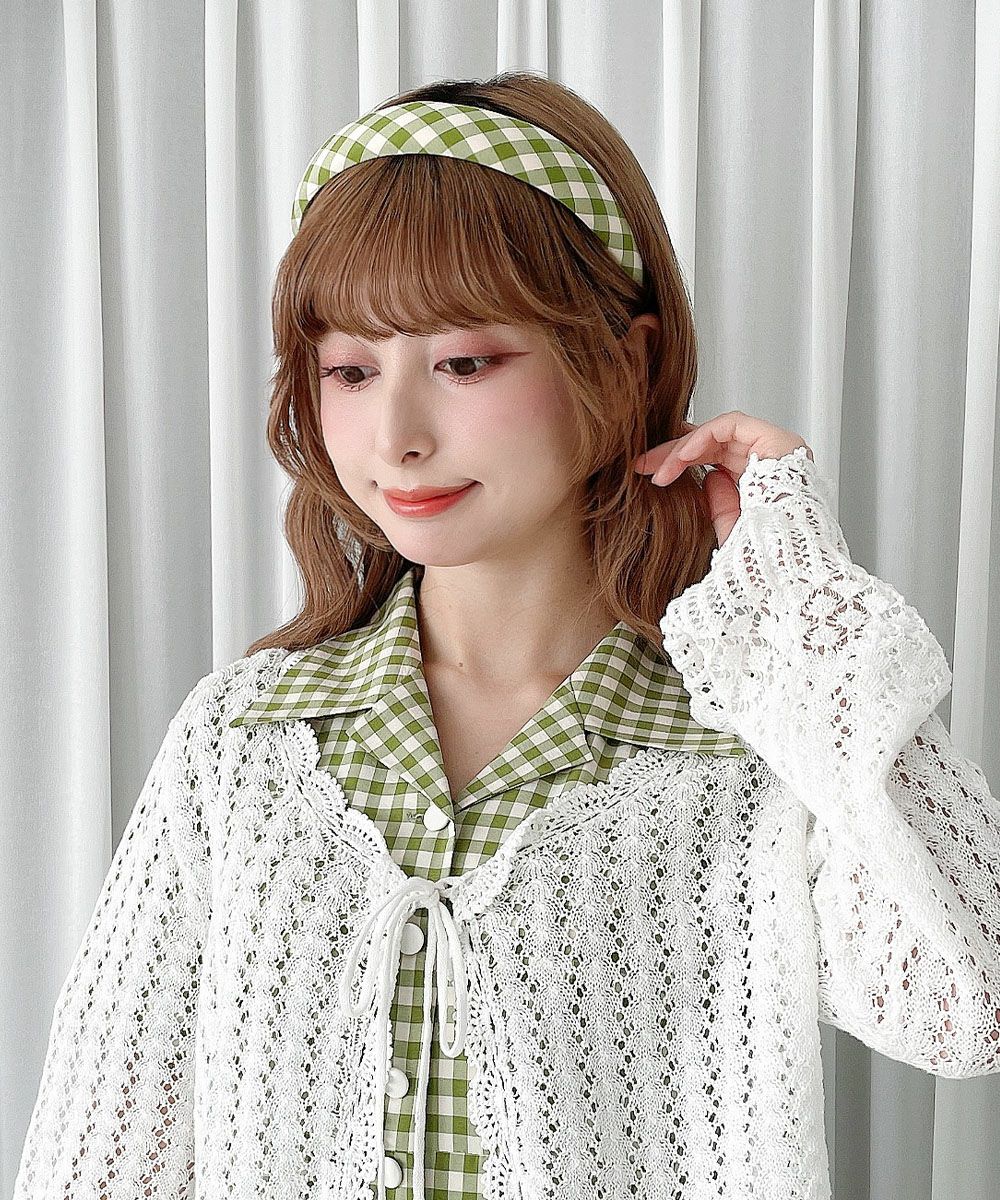 light green×white