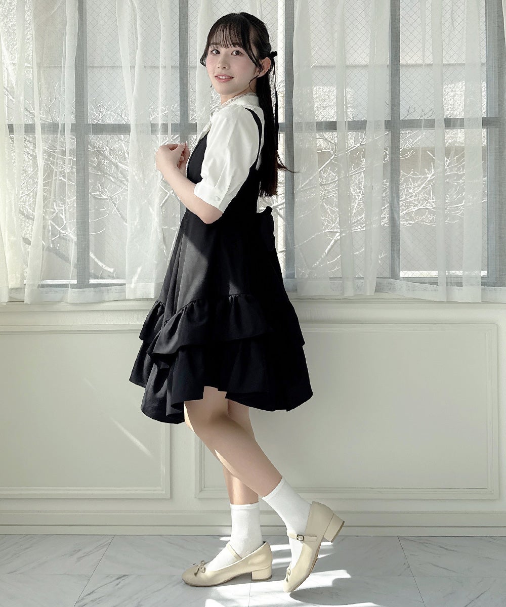 再入荷】ボリュームフリルヘムミニジャンパースカート/F i.n.t