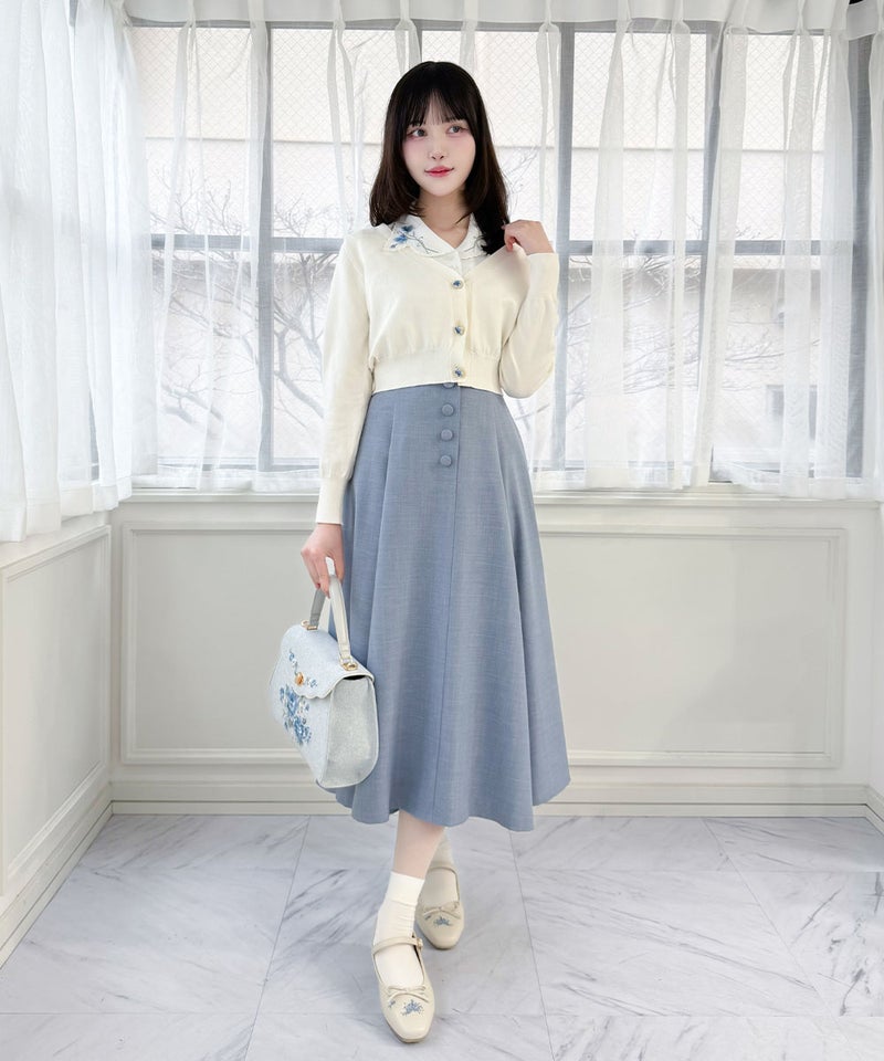 off white / 157cm / カーディガン着用