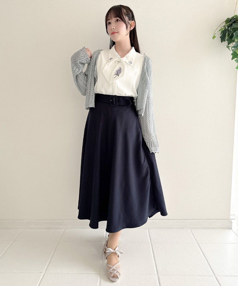 off white / 158cm / カーディガン着用