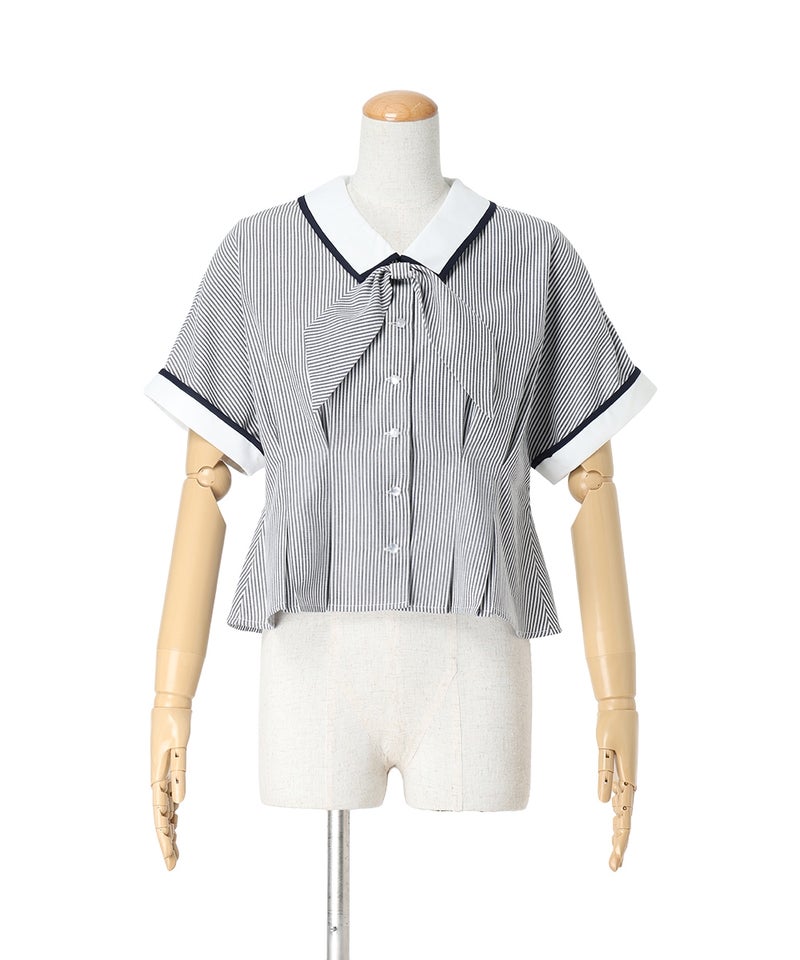navy×white