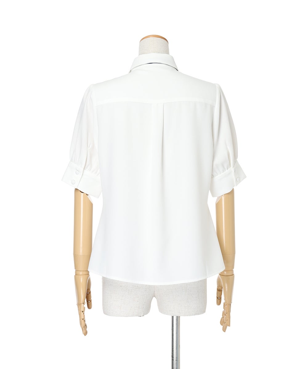 バック (off white×navy)