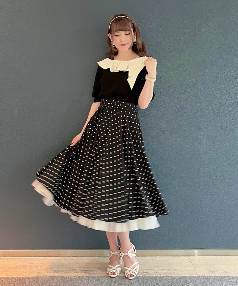 black×white / 168cm
