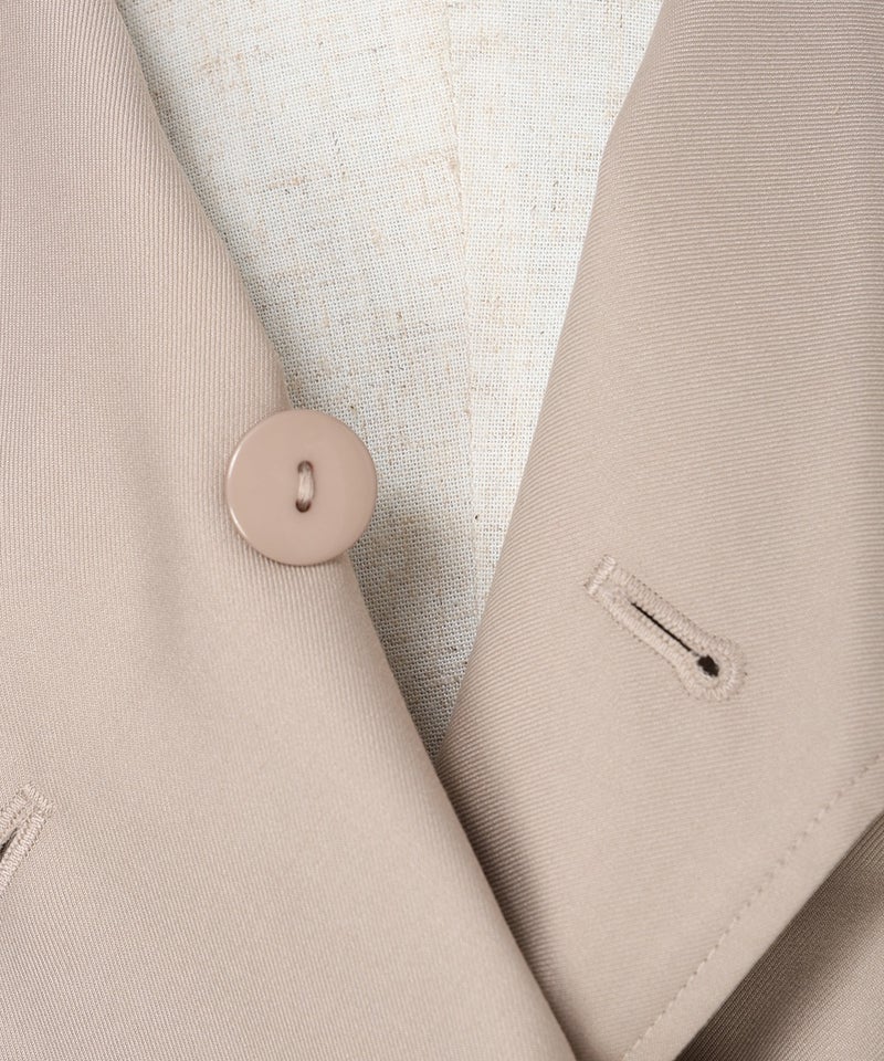 釦 (light beige)