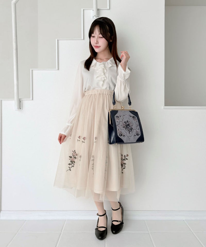 light beige / 157cm