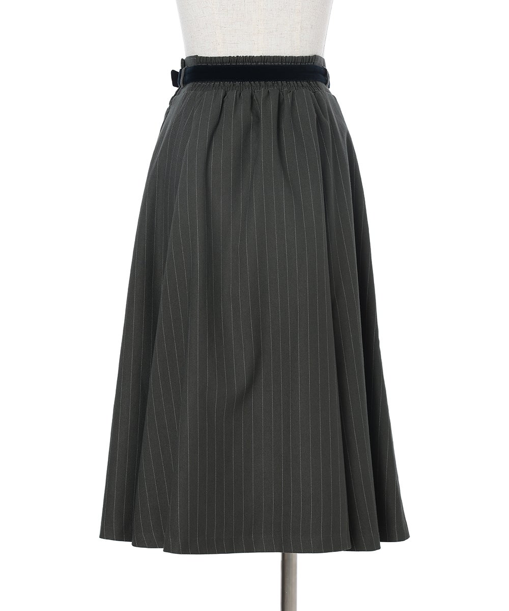 バック (dark green)