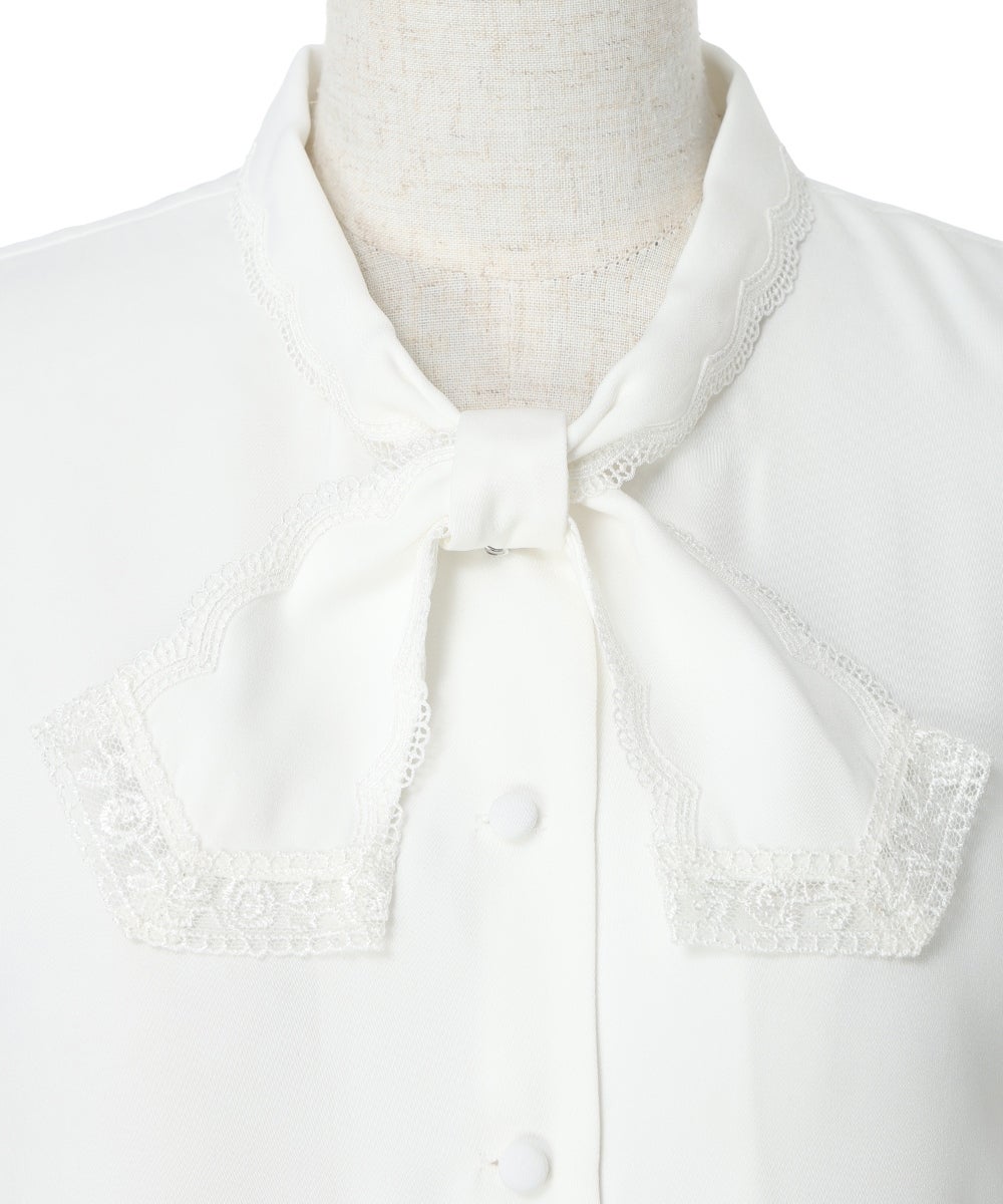 タイ (off white)
