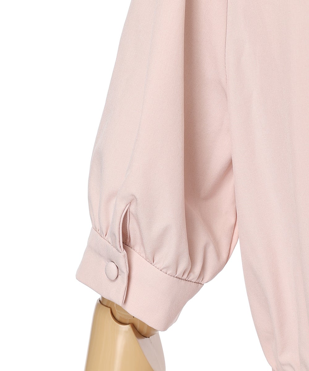 袖 (light pink)