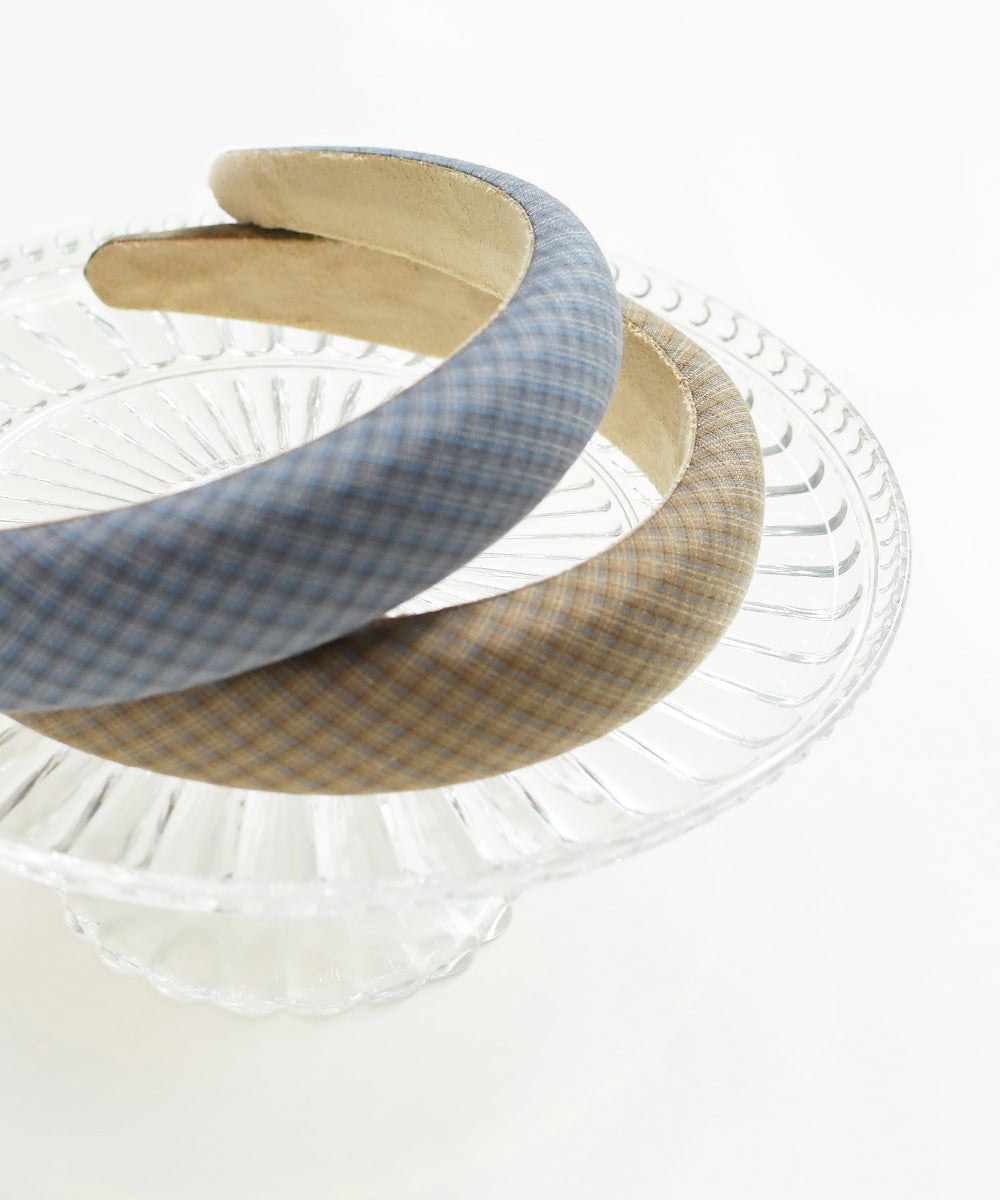 上：blue gray,下：beige